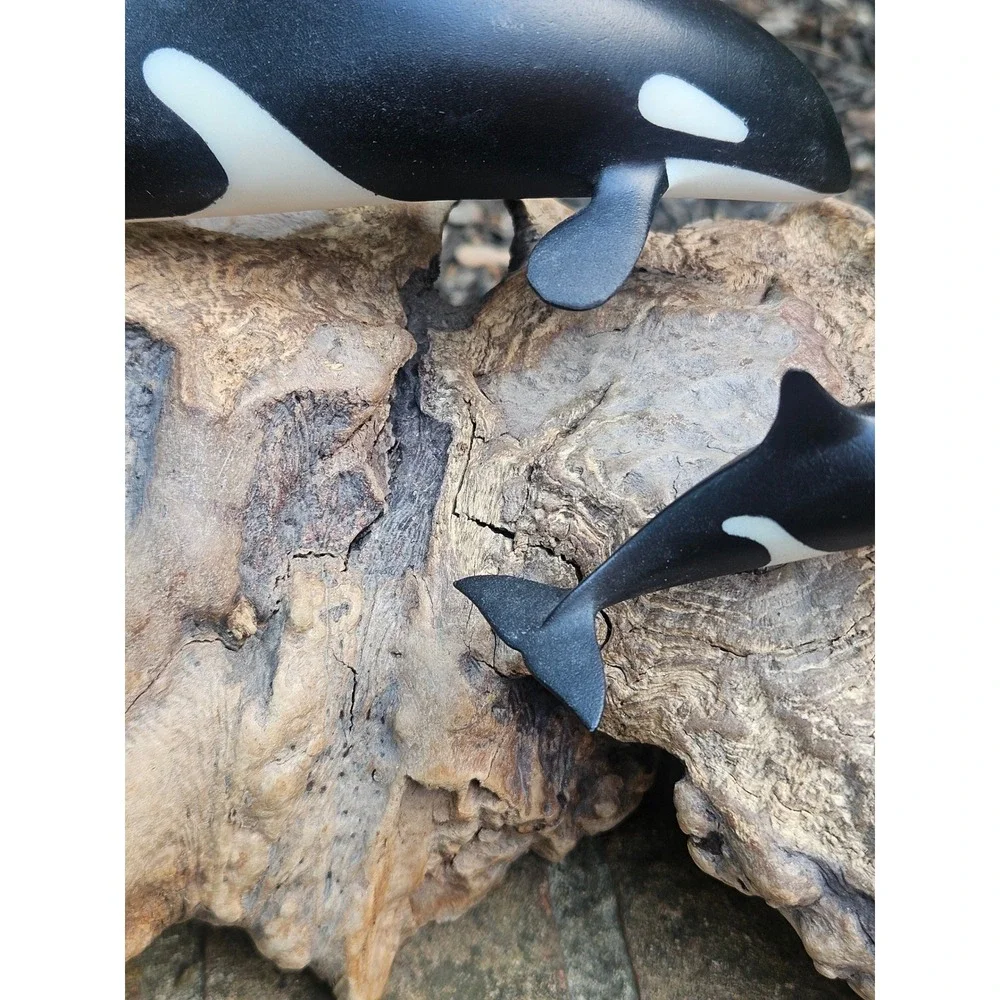 Vintage John Perry Orca Whale Mother & Calf Sculpture On Burl Wood - Picture 13 of 13